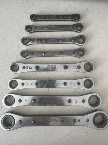 Snap ratcheting box - snap, on