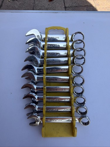 Snap midget stubby wrenches - on,